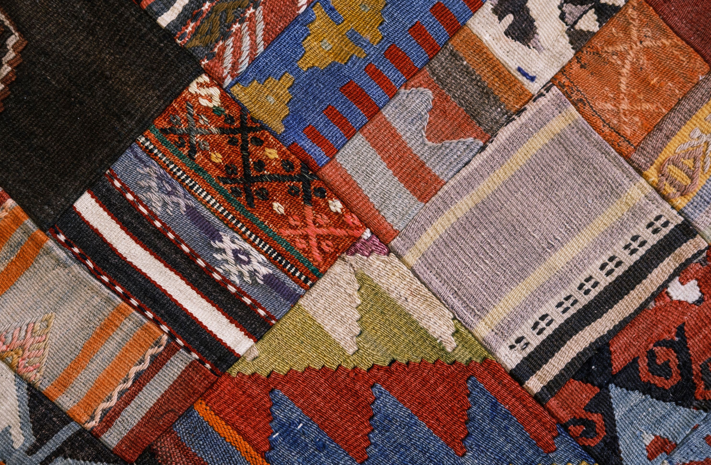 Krzesło patchwork – połączenie tradycji i nowoczesności
